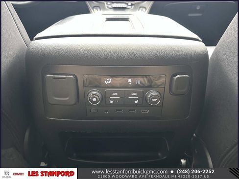 Used 2019 GMC Yukon SLT w/ Premium Edition image 16