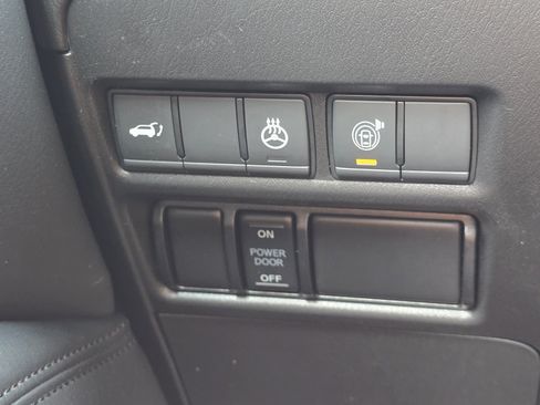 Certified 2024 Nissan Armada SL w/ Captain's Chairs Package AWD/4WD image 23