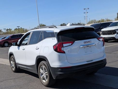 Used 2023 GMC Terrain SLE w/ Driver Convenience Package image 7