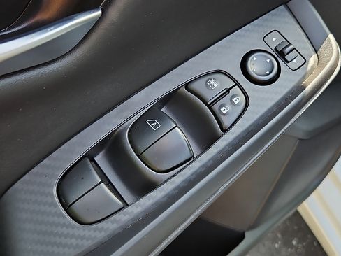 Certified 2024 Nissan Sentra SV FWD image 25