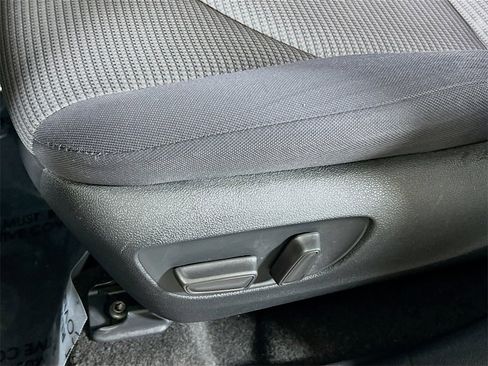 Certified 2024 Toyota Highlander LE image 18