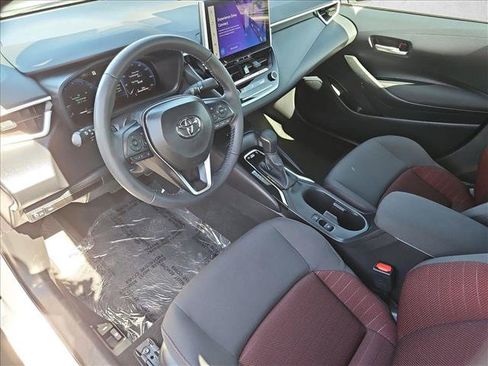 Certified 2026 Toyota Corolla SE w/ SE Package FWD image 12