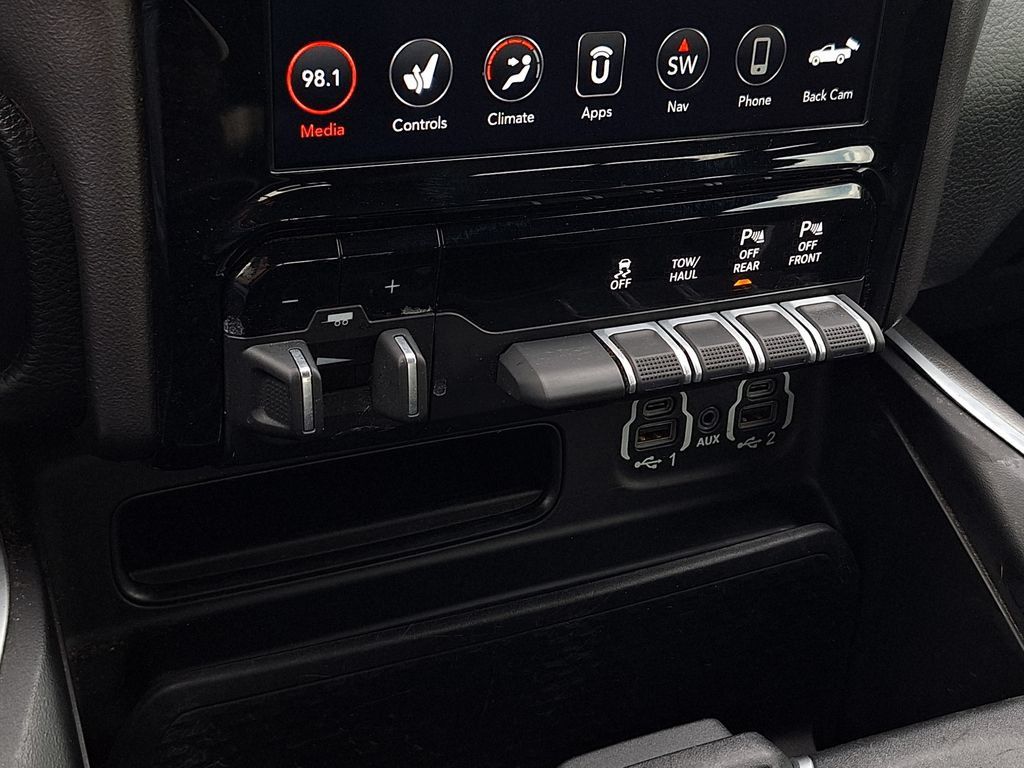 Used 2021 RAM 1500 Big Horn AWD/4WD image 24