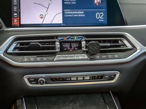 Used 2020 BMW X7 xDrive40i w/ M Sport Package AWD/4WD image 31