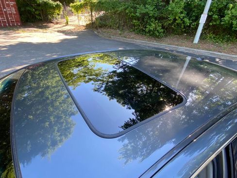 Used 2012 Toyota Avalon Limited FWD image 38