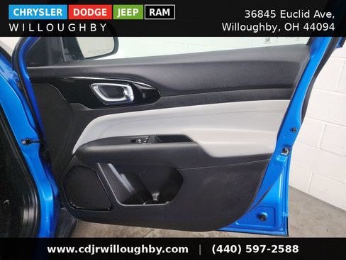 Used 2024 Jeep Compass Limited AWD/4WD image 31