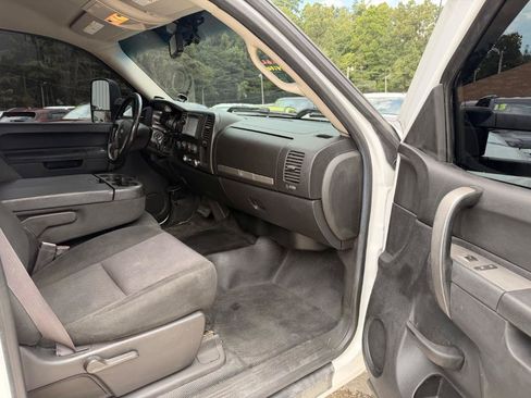 Used 2014 Chevrolet Silverado 2500 LT AWD/4WD image 18