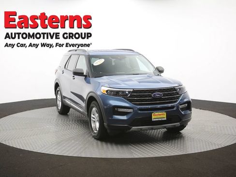 Used 2020 Ford Explorer XLT w/ Equipment Group 202A AWD/4WD image 51