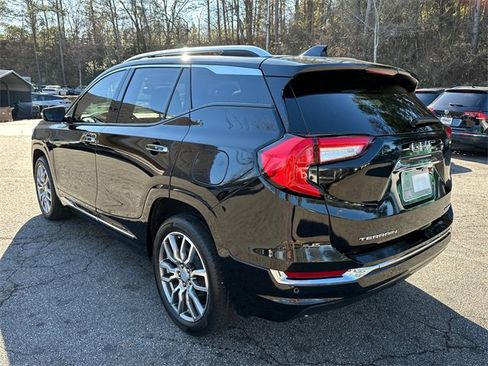 Used 2024 GMC Terrain Denali w/ Denali Premium Package image 5