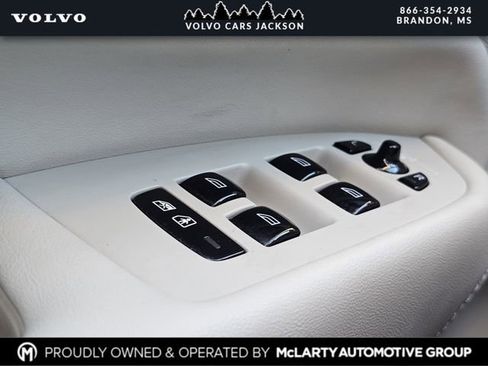 Certified 2024 Volvo XC90 B6 Core w/ Climate Package image 16