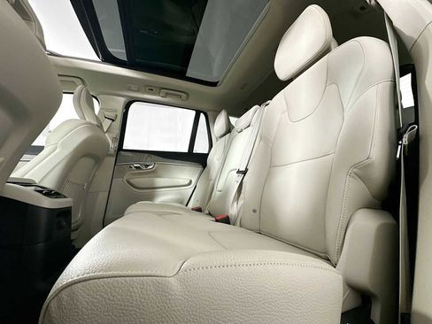 Used 2025 Volvo XC90 T8 Plus w/ Protection Package Premier image 20