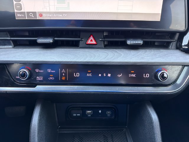 Used 2023 Kia Sportage X-Line w/ X-Line Premium Package AWD/4WD image 14