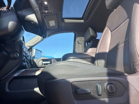 Used 2022 GMC Sierra 2500 Denali image 13