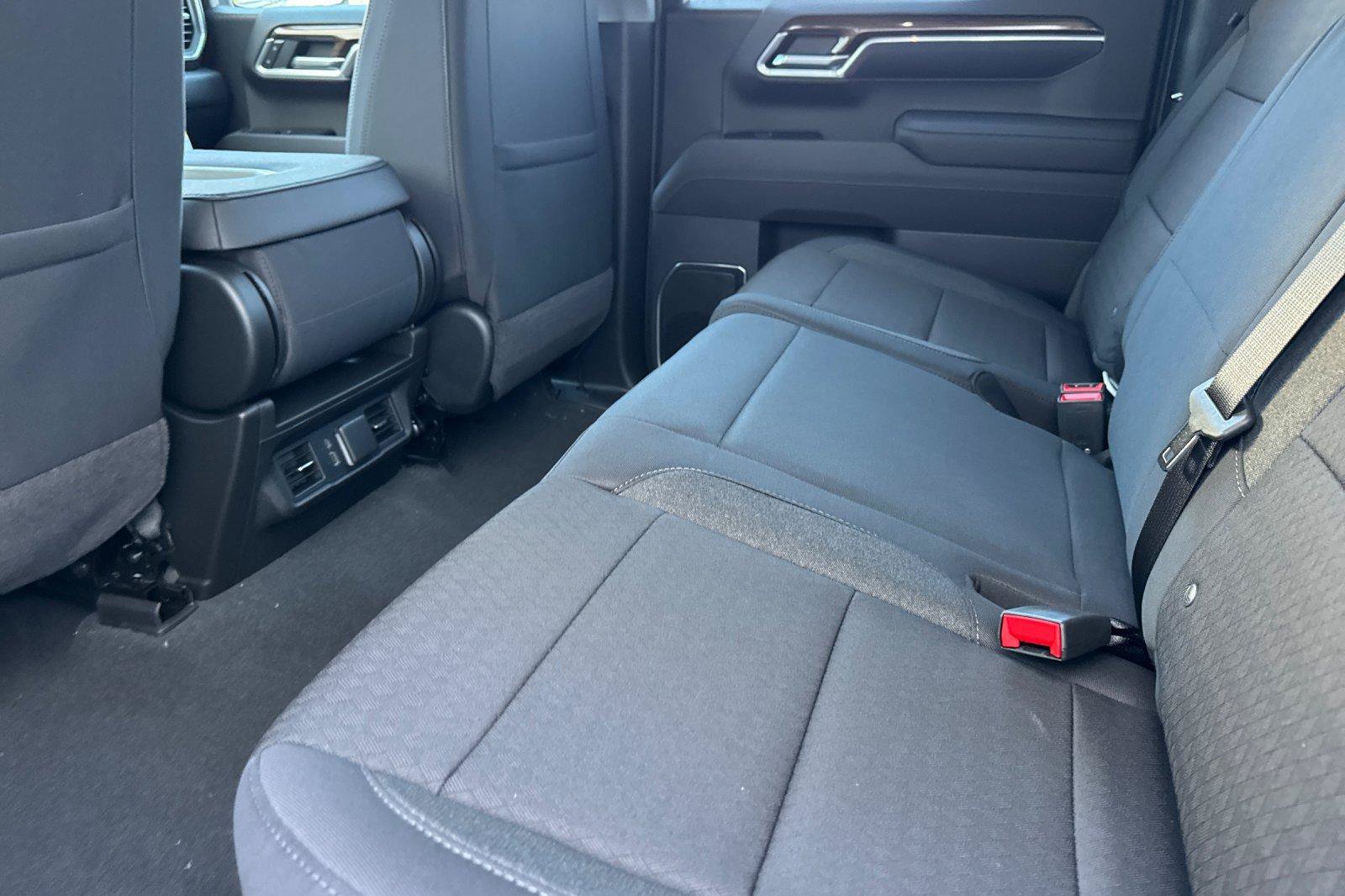 New 2026 Chevrolet Silverado 1500 RST w/ RST Select Package AWD/4WD image 15
