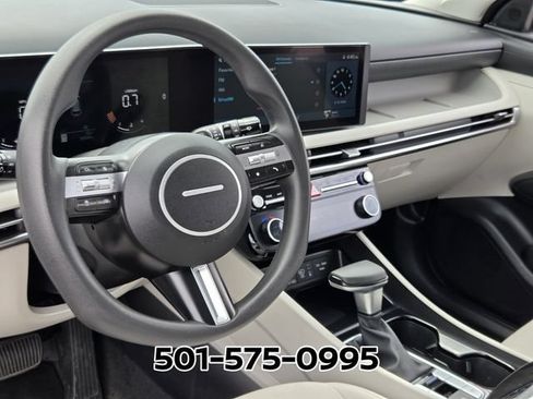 Used 2025 Hyundai Tucson SEL AWD/4WD image 9