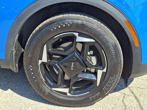 Certified 2026 Kia Sportage EX w/ EX Panorama Roof Package image 8