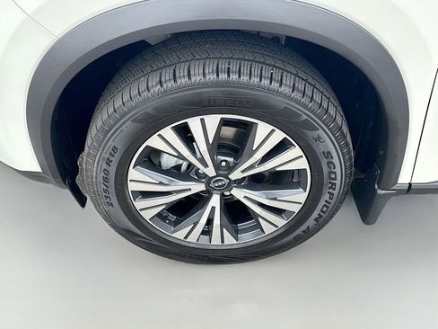 Used 2023 Nissan Rogue SV image 25