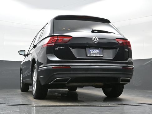 Used 2018 Volkswagen Tiguan SE FWD image 29
