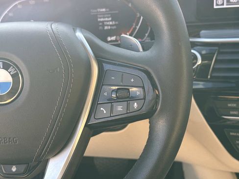 Used 2023 BMW 530i xDrive w/ Premium Package image 23