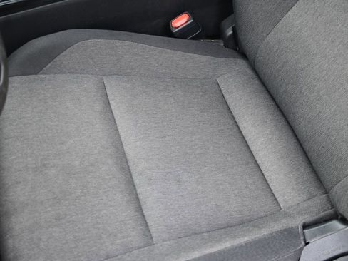 Used 2025 Toyota Camry LE image 12