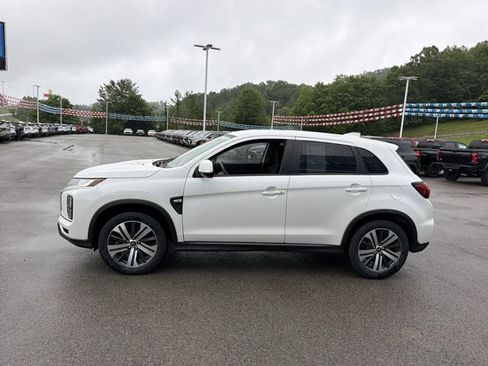 Used 2021 Mitsubishi Outlander Sport ES AWD/4WD image 8