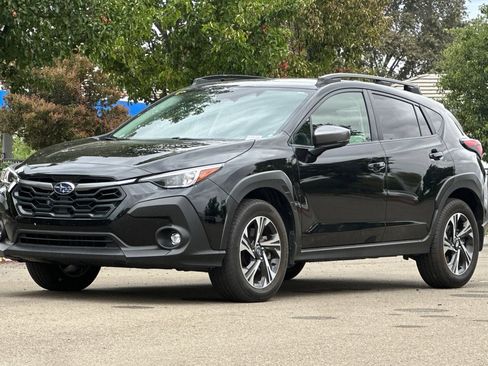 Used 2024 Subaru Crosstrek 2.0i Premium AWD/4WD image 8