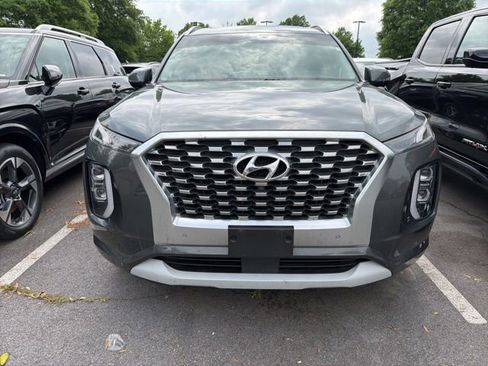 Used 2021 Hyundai Palisade Limited FWD image 2