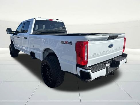 Used 2024 Ford F350 XLT image 6