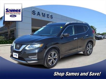 Used 2019 Nissan Rogue SV w/ Premium Package