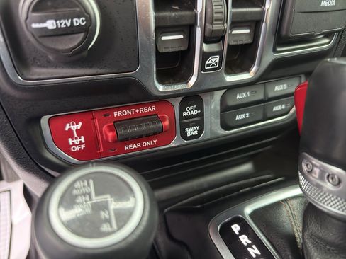 Used 2021 Jeep Wrangler Unlimited Rubicon image 37