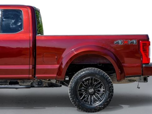 Used 2017 Ford F250 XLT AWD/4WD image 12