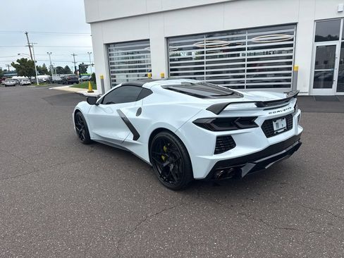 Used 2024 Chevrolet Corvette Stingray Preferred Cpe w/ Z51 Performance Package RWD image 3