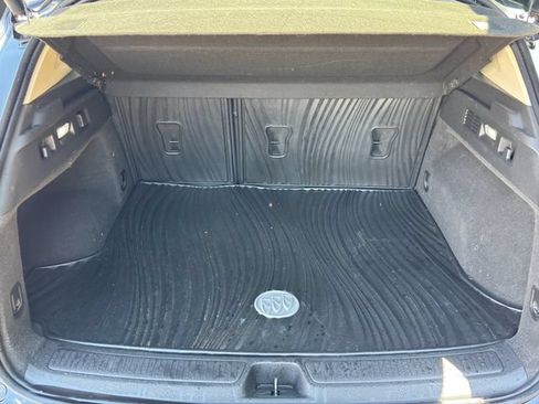 Used 2023 Buick Envision Avenir AWD/4WD image 27