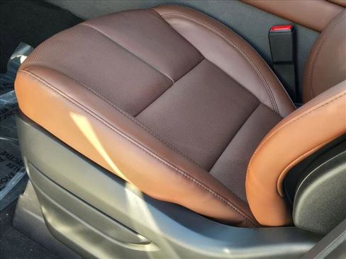 New 2026 Lincoln Aviator Reserve w/ Jet Appearance Package image 3