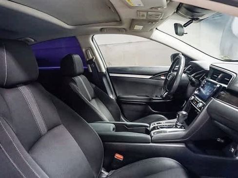 Used 2020 Honda Civic EX image 17