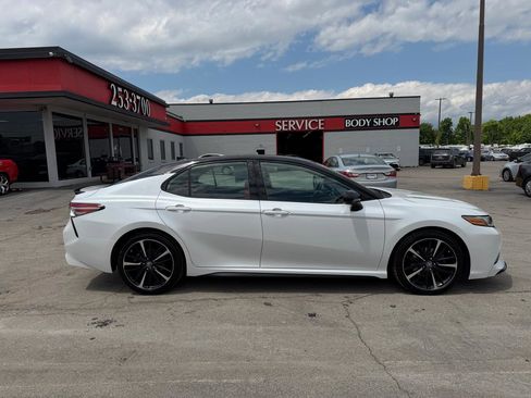Used 2019 Toyota Camry XSE FWD image 2