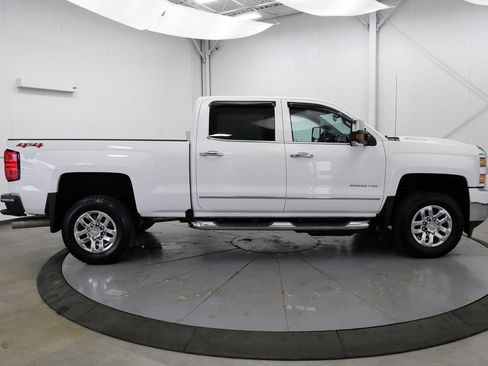 Used 2019 Chevrolet Silverado 2500 LTZ w/ Duramax Plus Package AWD/4WD image 8