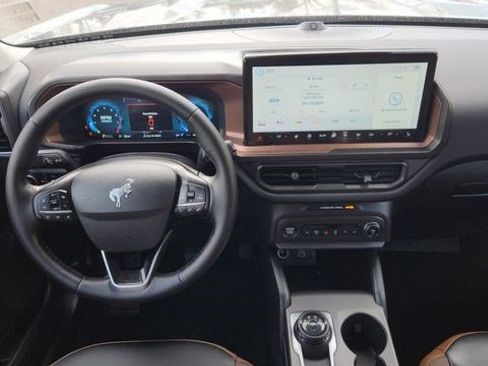 Used 2025 Ford Bronco Sport Outer Banks w/ Outer Banks Tech Package+ image 25