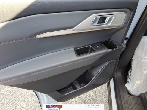 New 2026 Ford Explorer Active w/ Active Comfort Package RWD image 10