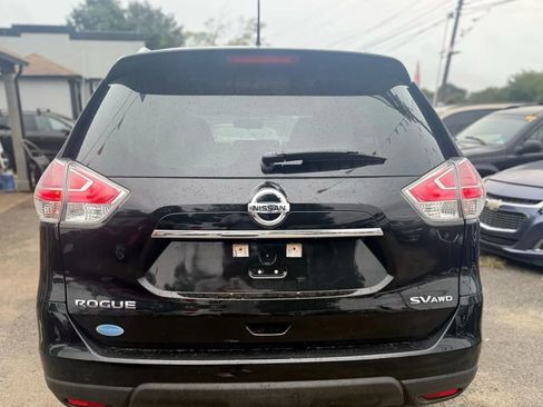 Used 2015 Nissan Rogue SV image 4