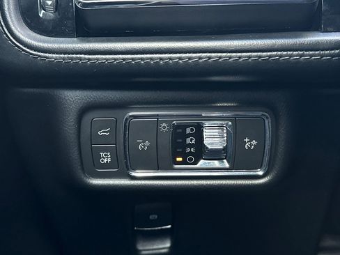 Certified 2022 Lincoln Nautilus Reserve w/ Luxury Package image 28