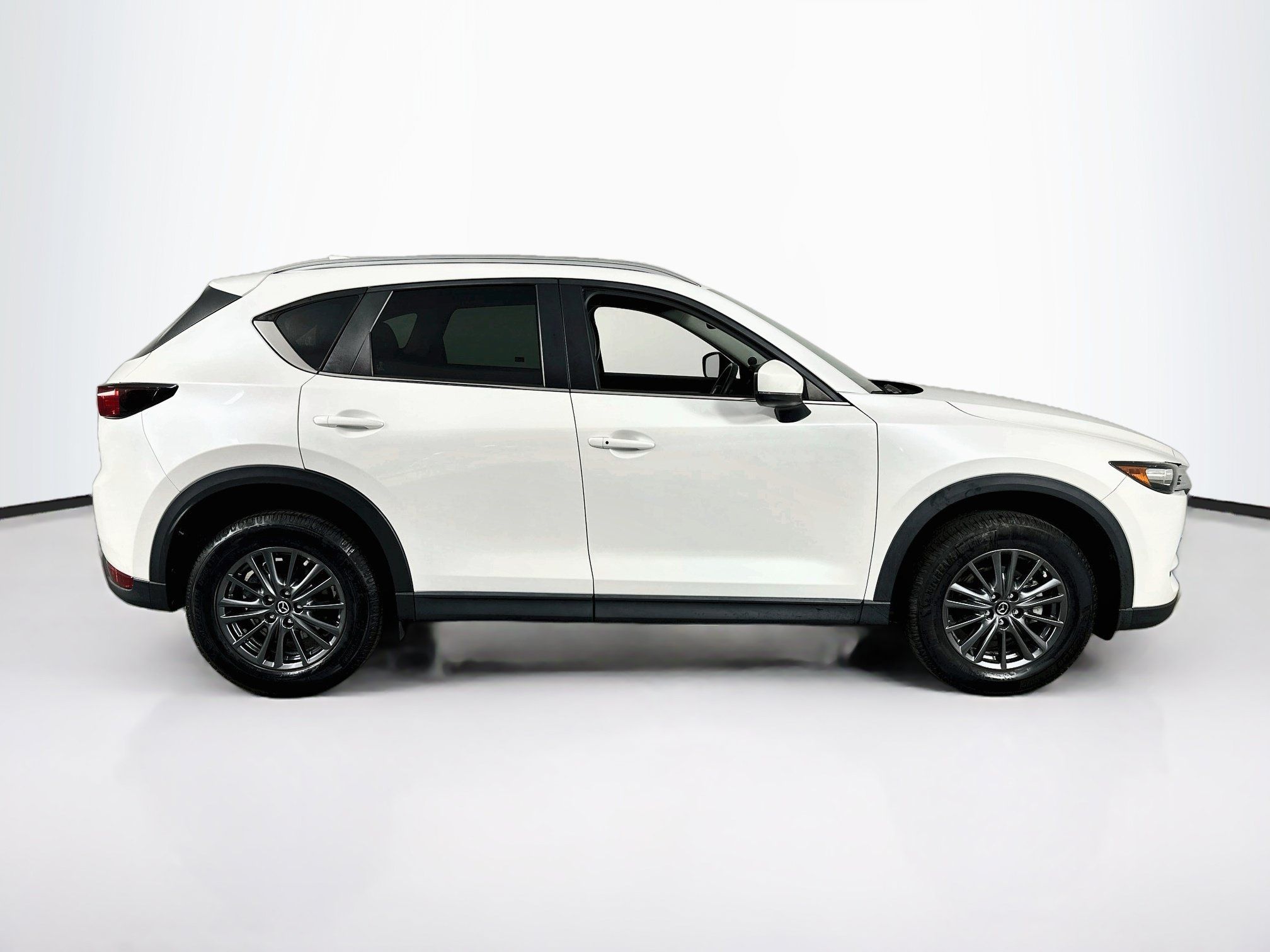 Used 2021 MAZDA CX-5 Touring w/ Touring Preferred SV Package FWD image 4
