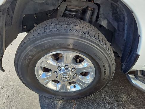 Used 2024 RAM 2500 Big Horn image 11