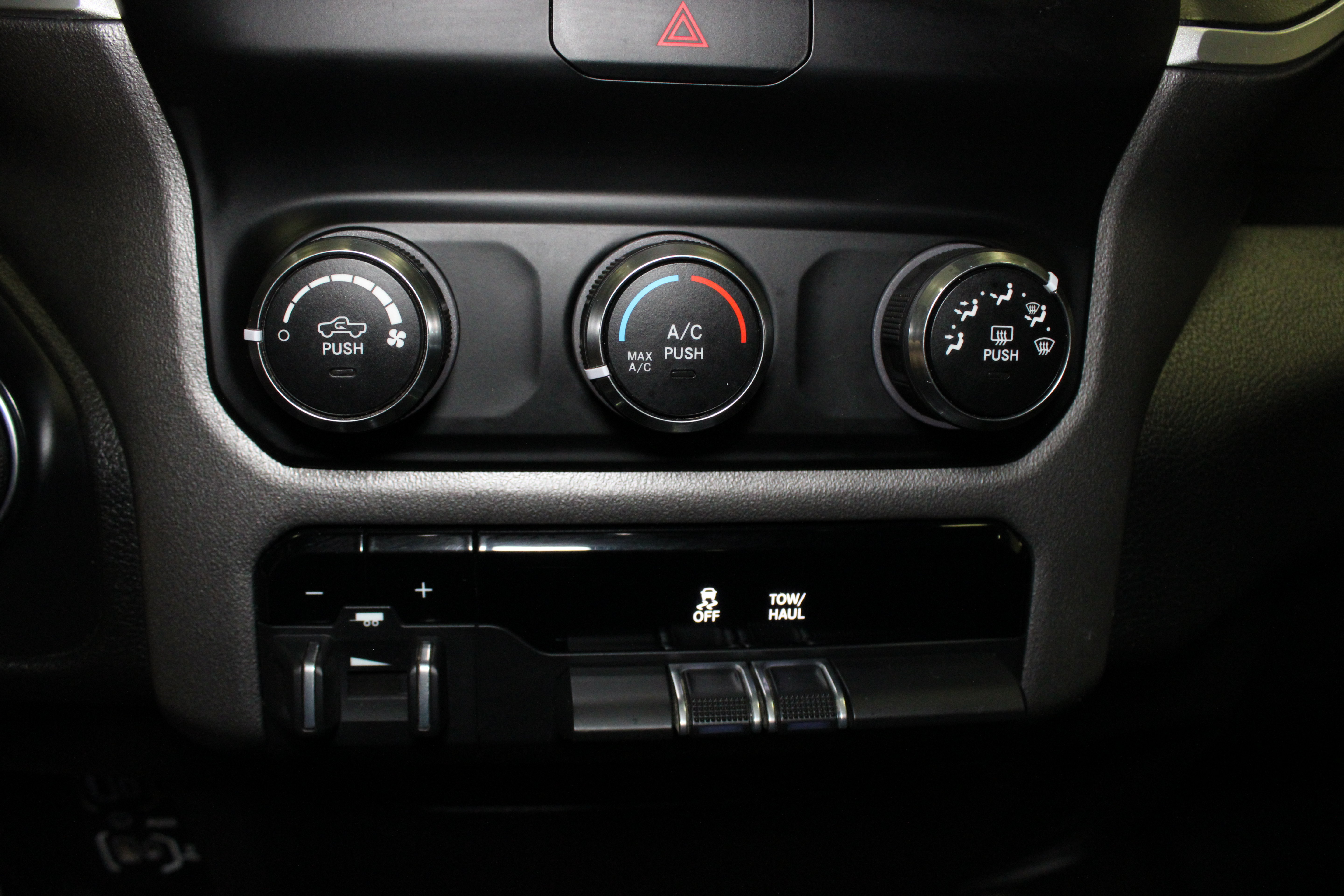 Used 2021 RAM 2500 Big Horn AWD/4WD image 25