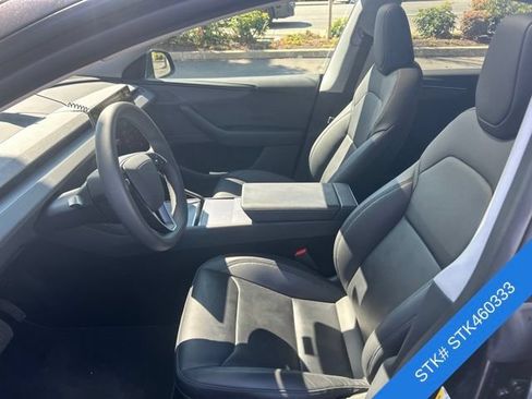 Used 2026 Tesla Model Y Long Range AWD/4WD image 4