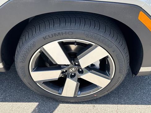 New 2026 Hyundai Santa Fe Limited FWD image 12