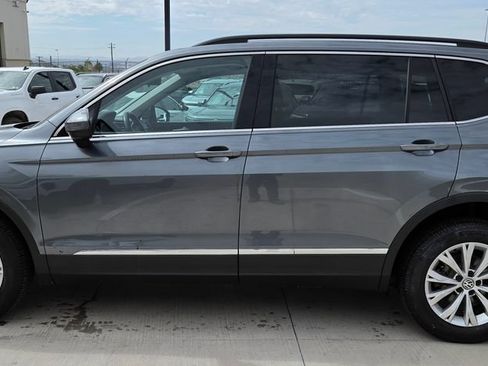 Used 2018 Volkswagen Tiguan SE FWD image 5
