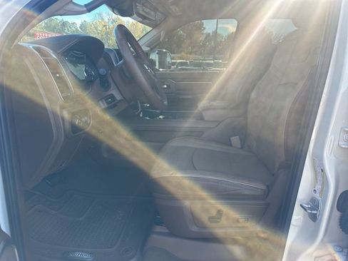 Used 2022 RAM 2500 Limited image 8