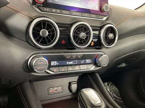 Used 2023 Nissan Sentra SR w/ SR Premium Package image 23