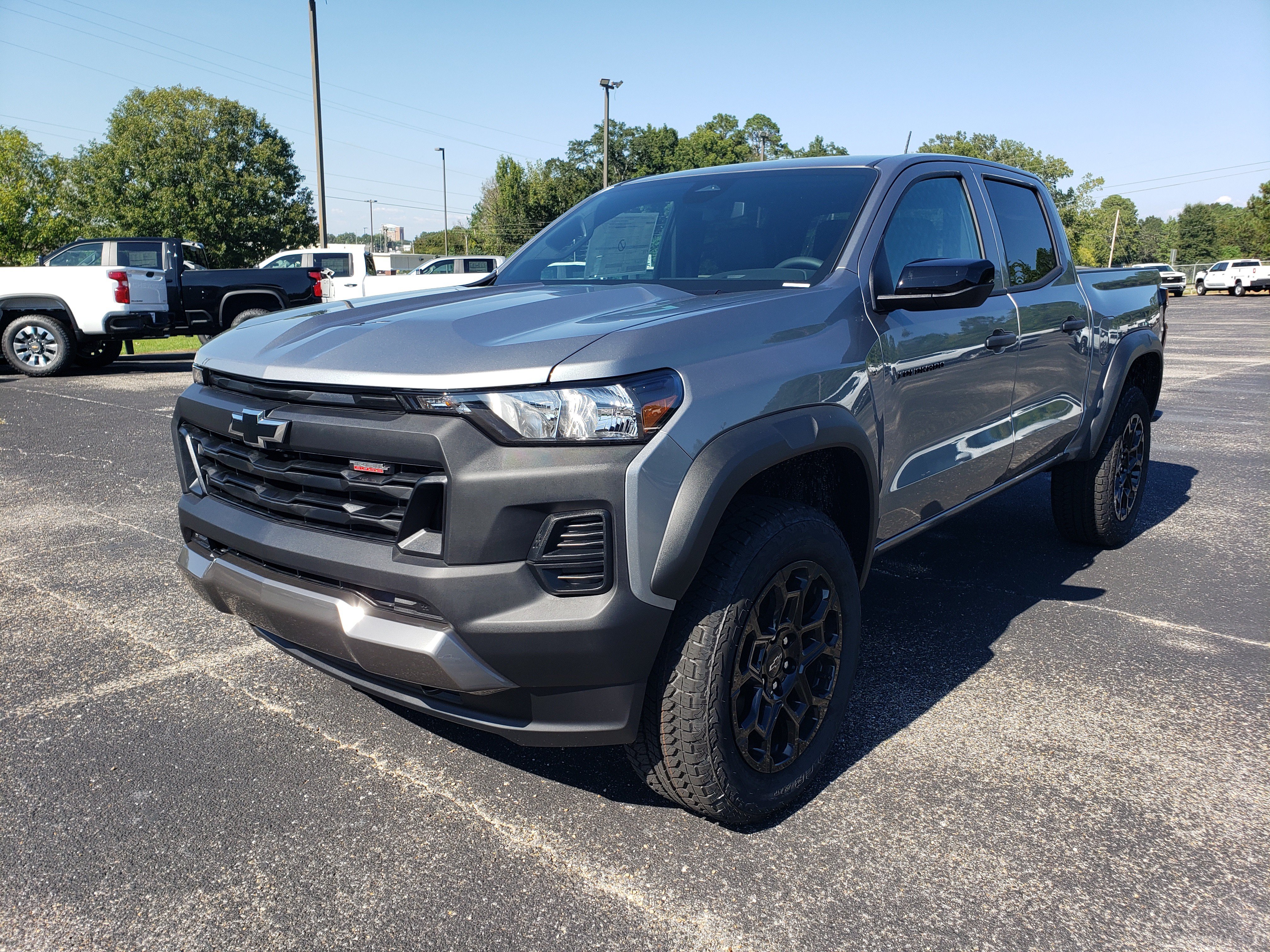 New 2026 Chevrolet Colorado Trail Boss AWD/4WD image 2